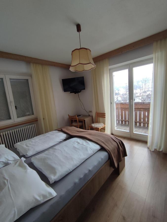 Garni Hattlerhof B&B Bruneck Buitenkant foto