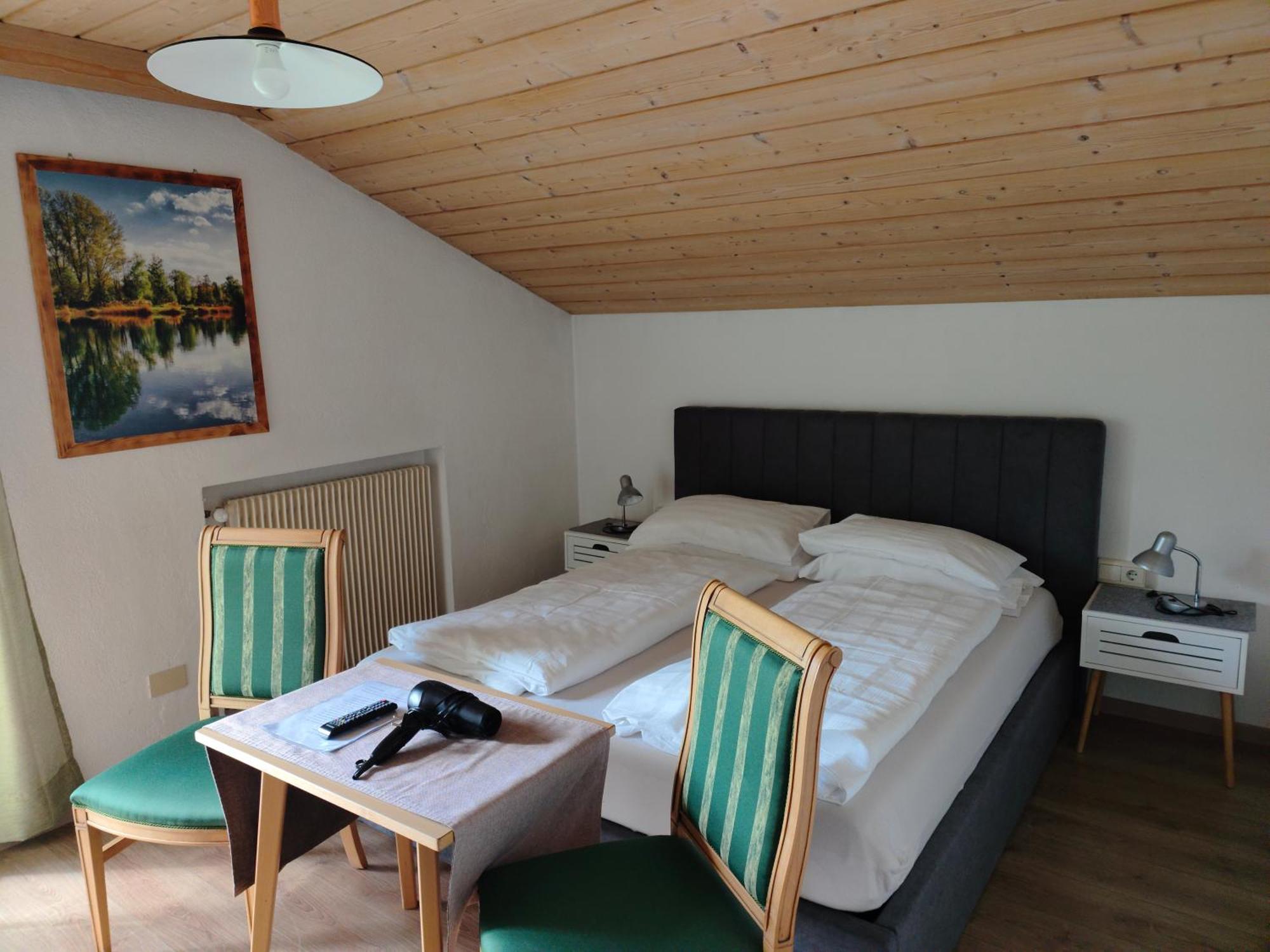 Garni Hattlerhof B&B Bruneck Buitenkant foto